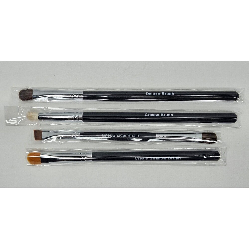 Younique 4 Peice Eyeshadow Brush Set New Cream Shadow, Crease, Liner & Deluxe
